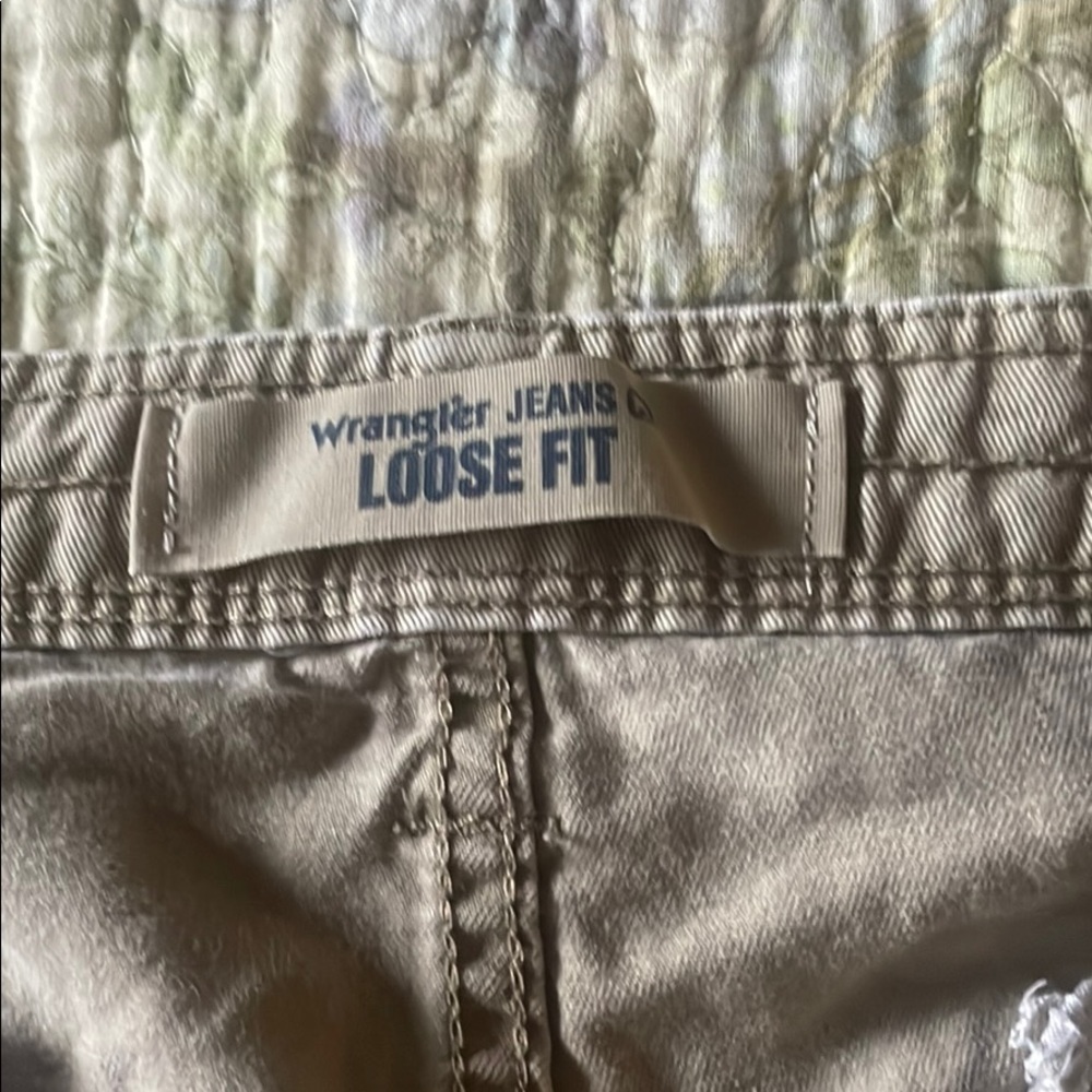 Wrangler loose fit size 38
